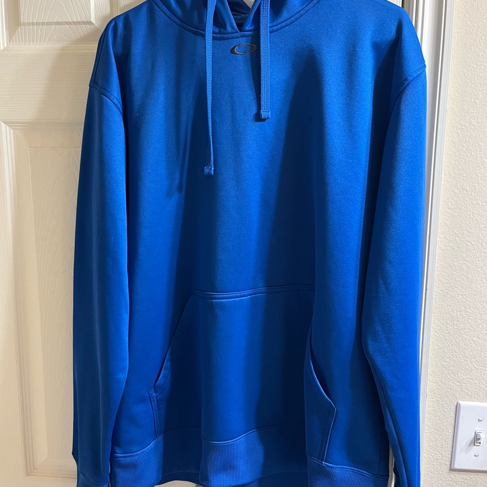 Oakley Hoodie